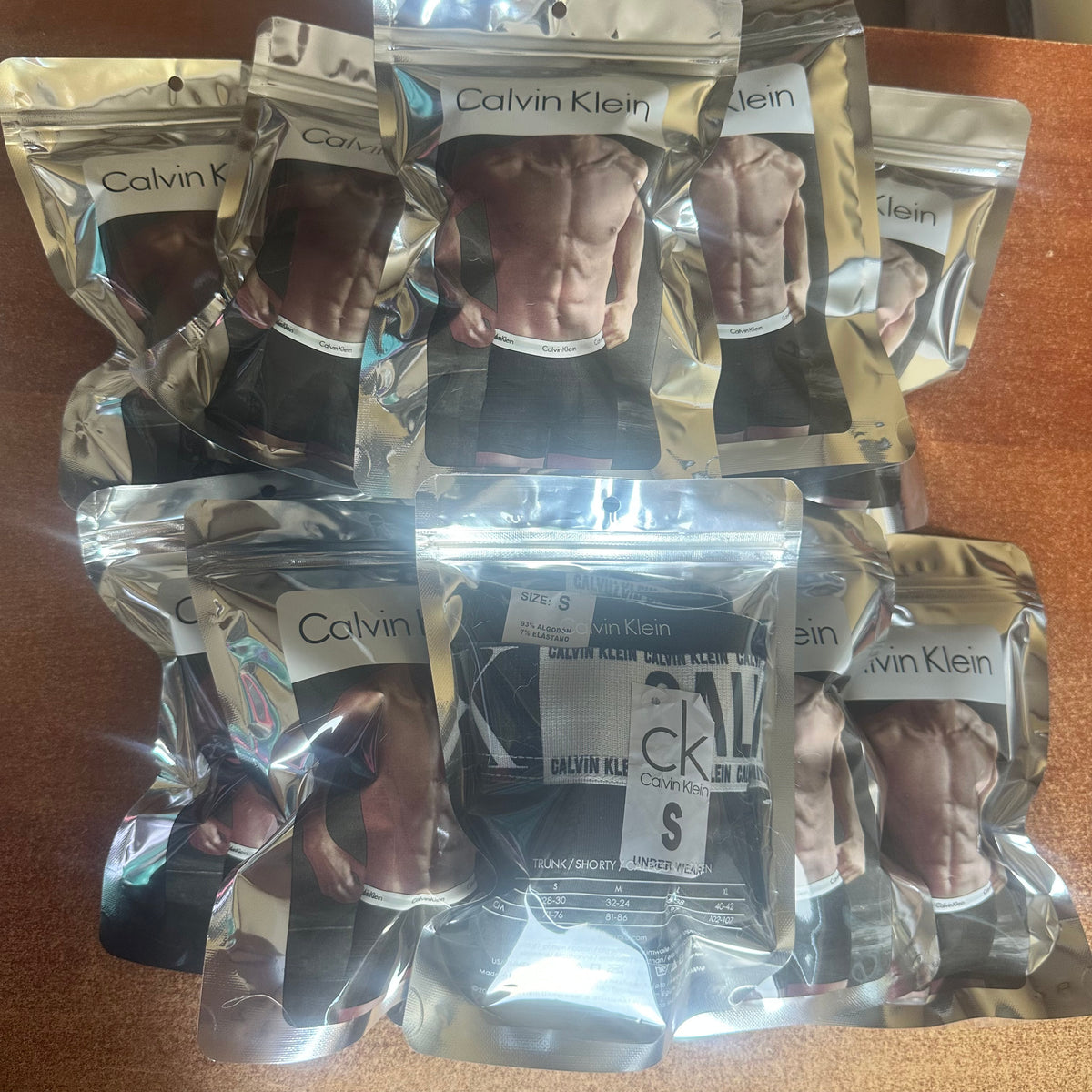 LLEVA 6, PAGA 3 - Combo 6 Boxers CK de Microfibra