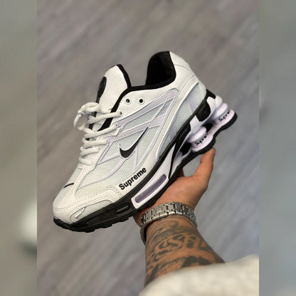 ZAPATILLAS NIKE Shox R4 x Supreme