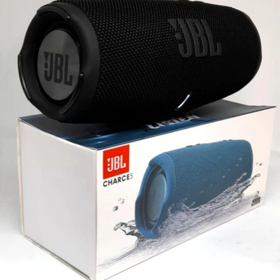 QUEMA DE EXISTENCIAS - JBL CHARGE 5 - 50% OFF HASTA AGOTAR STOCK